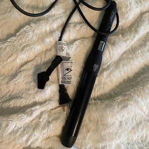 L’ange Titanium digital curling wand
